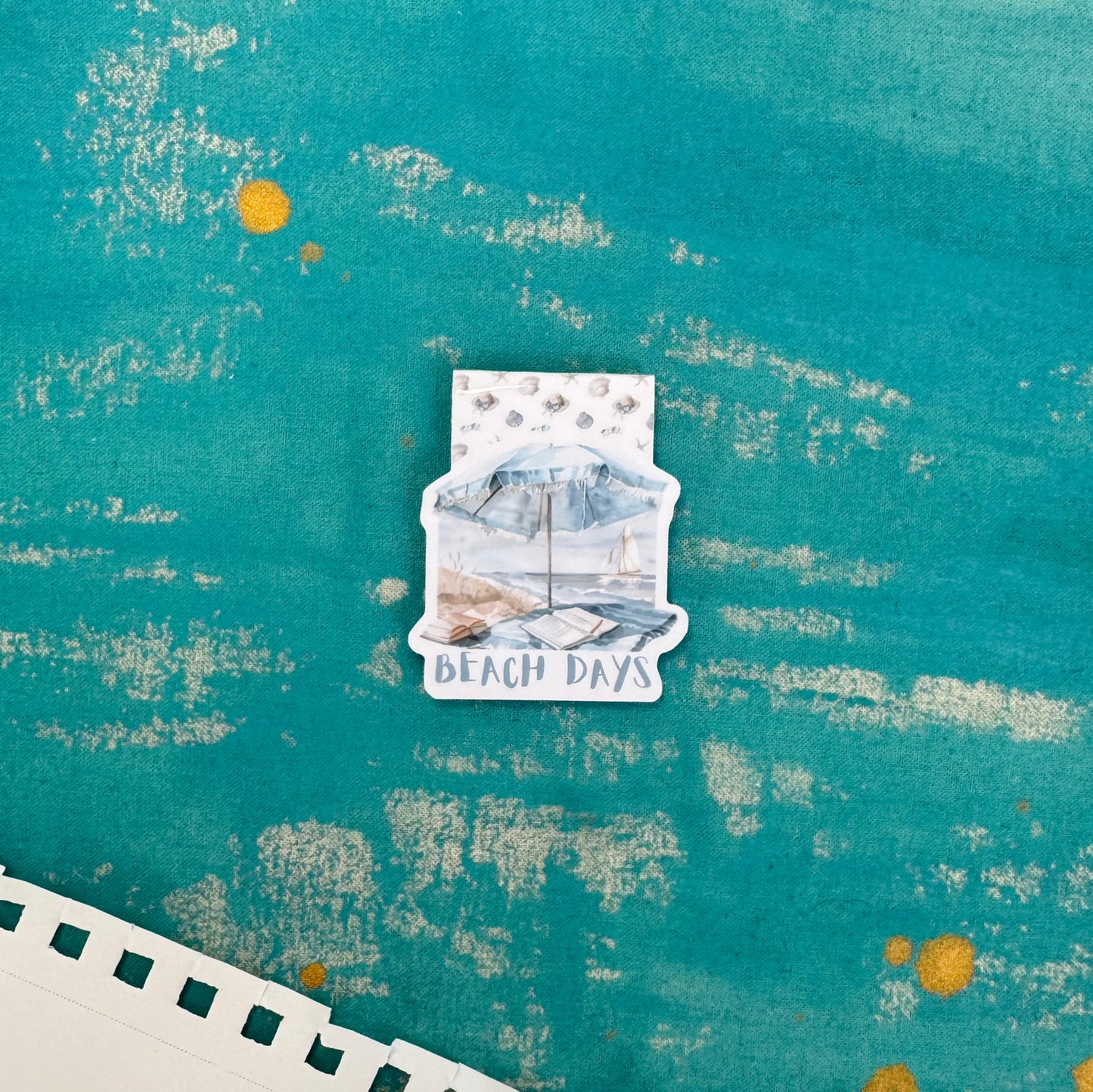 Beach Days Magnetic Bookmark – Aesthetic Page Marker for Books & Planners