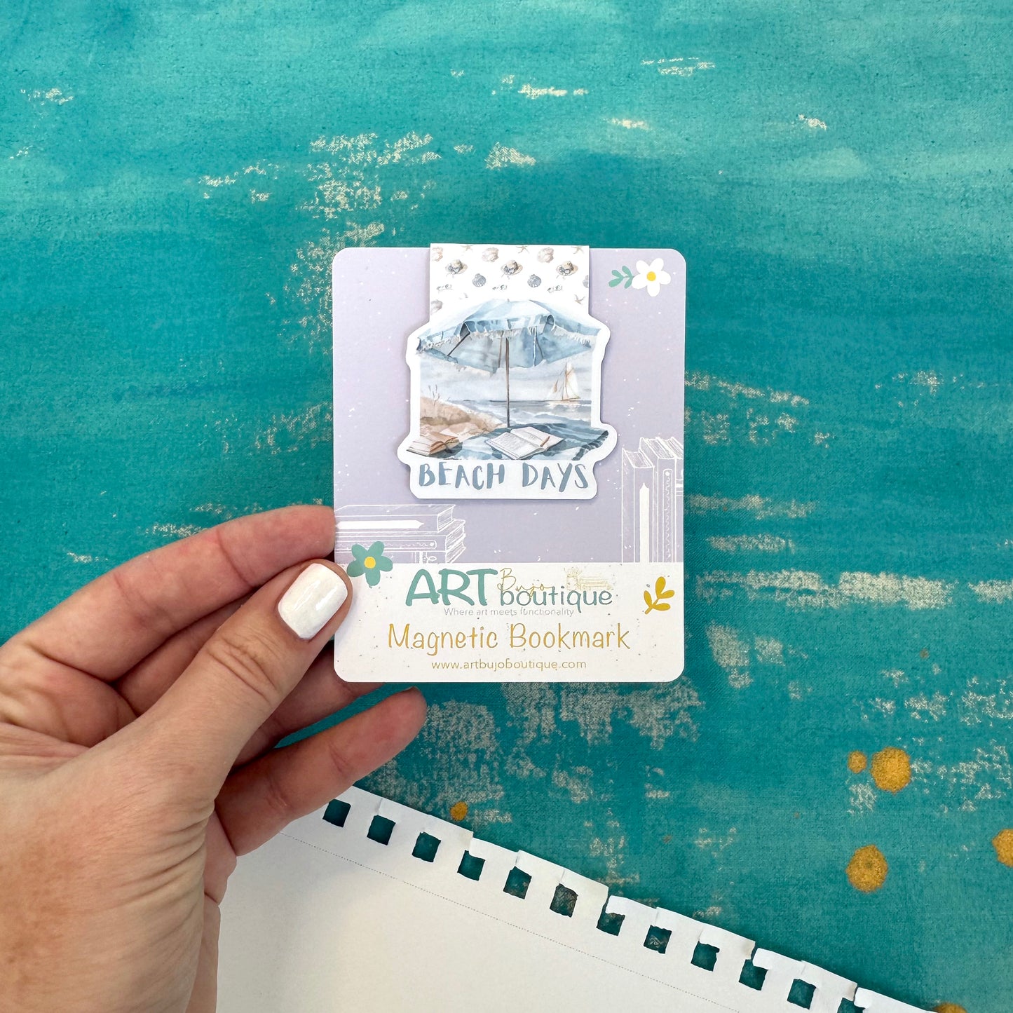 Beach Days Magnetic Bookmark – Aesthetic Page Marker for Books & Planners