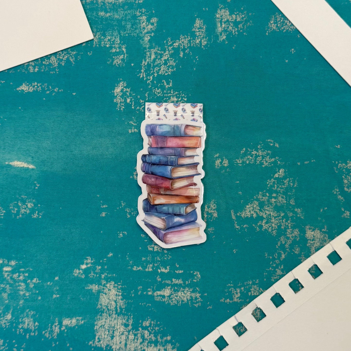Dreamy Books Magnetic Bookmark – Aesthetic Page Marker for Books & Planners