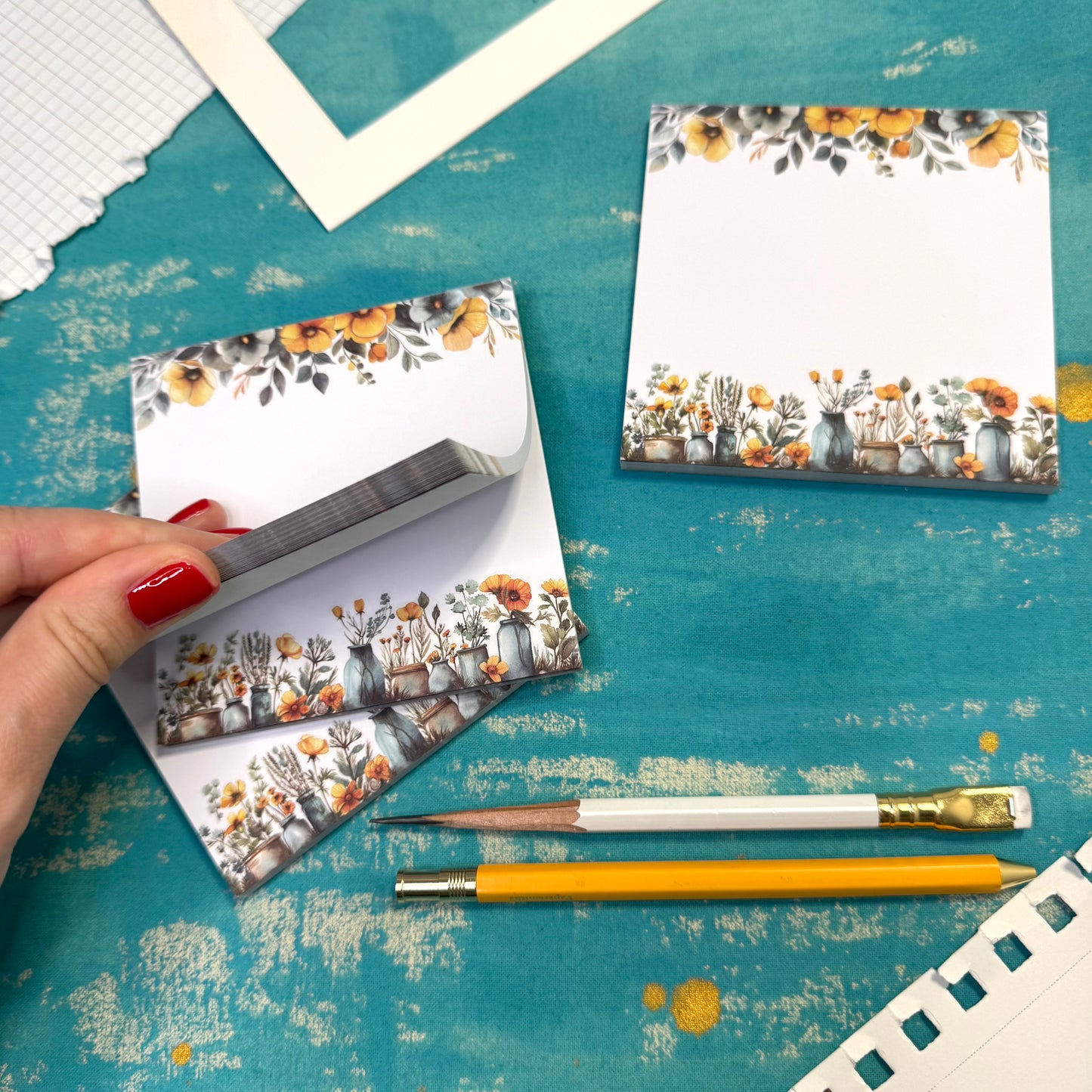 Sunny Days Floral Pocket Notepad – Aesthetic Stationery for Journaling, Planning & To-Do Lists