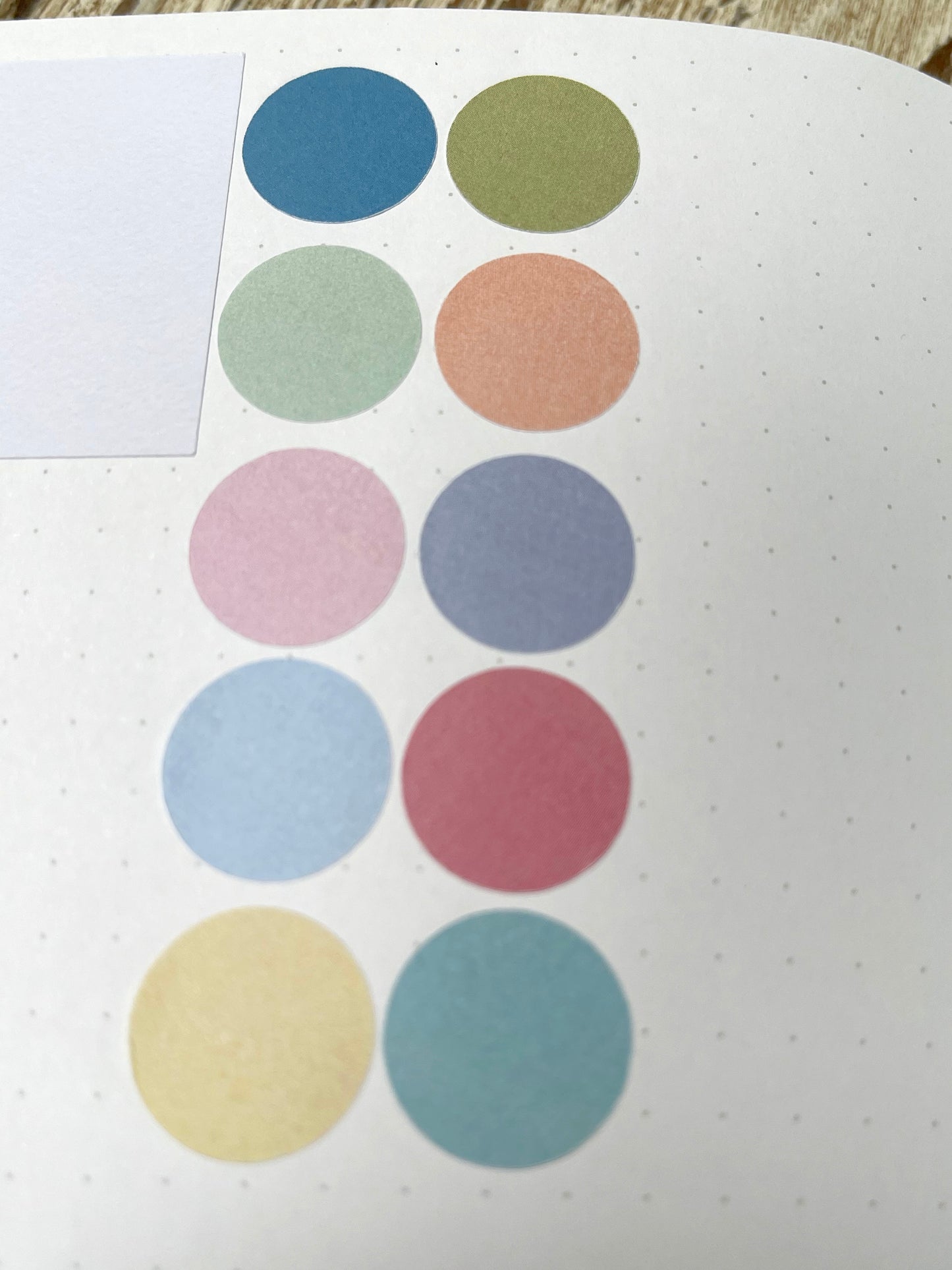 Single color dots stickers