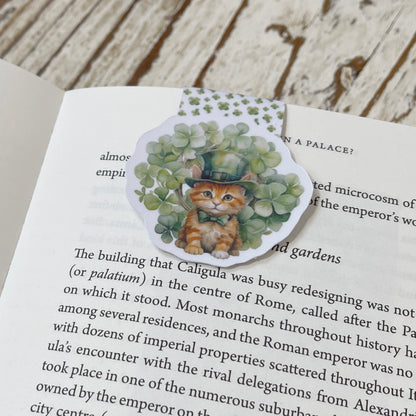 Lucky Kitten magnetic bookmark